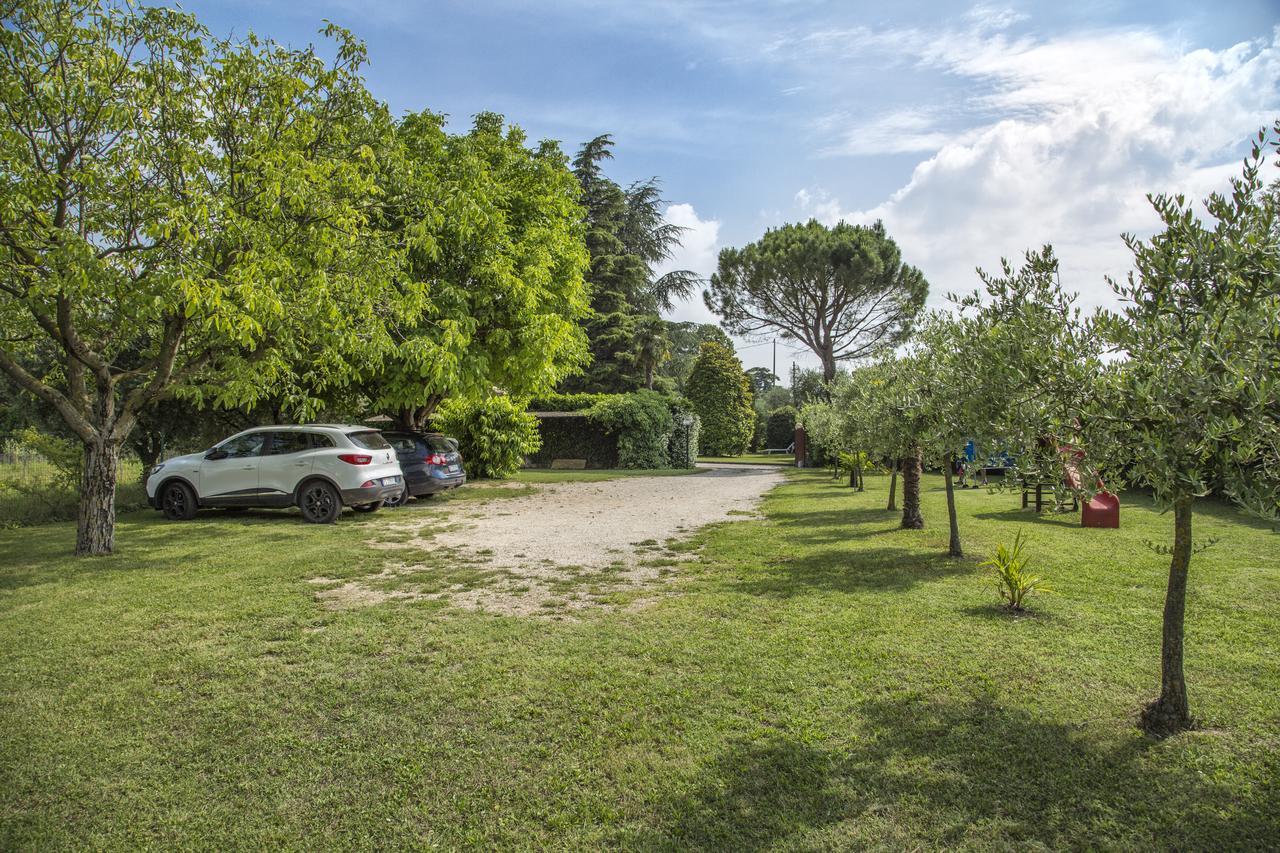 Bed and Breakfast Relais Bb Pacengo Лацизе Экстерьер фото