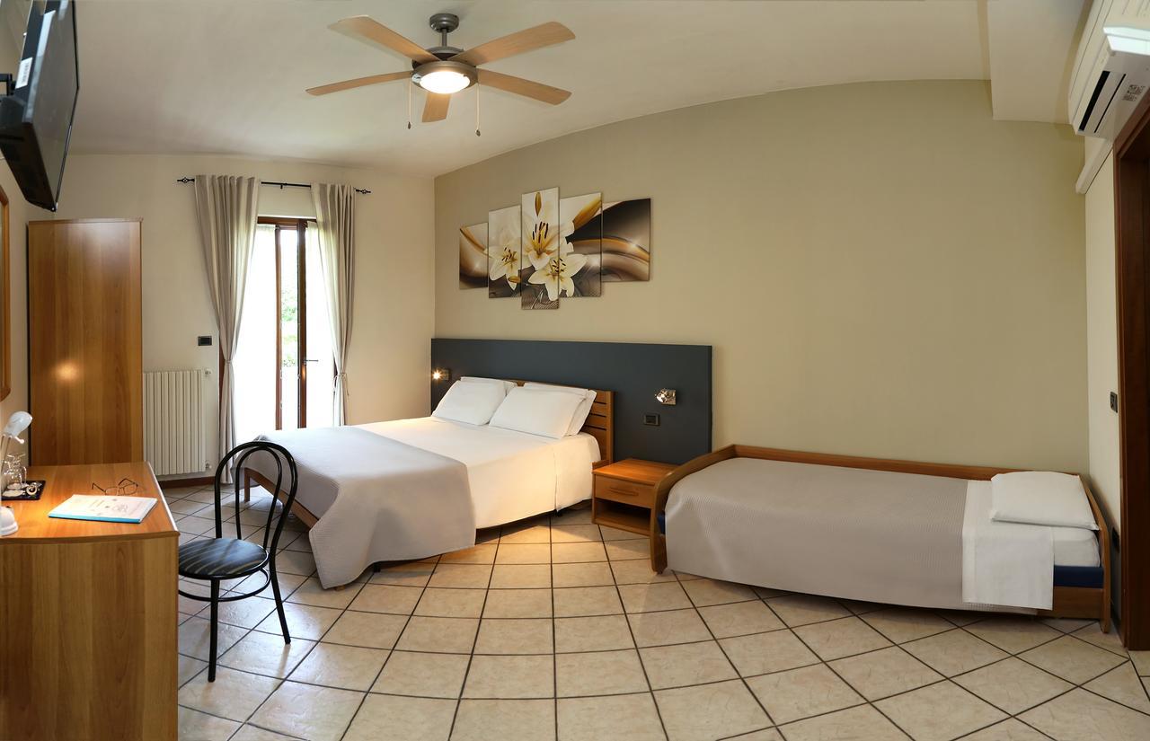 Bed and Breakfast Relais Bb Pacengo Лацизе Экстерьер фото